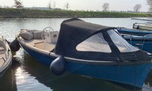 6-persoons sloep huren mook Lifestyle met kap